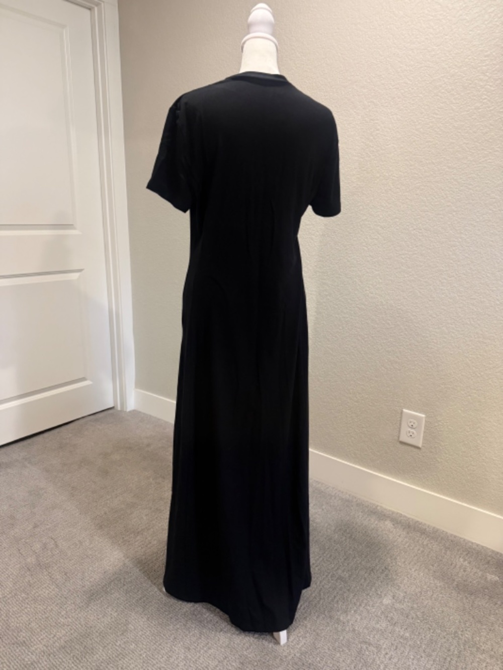 Commense Short-Sleeve Ruched Side Button Detail Dress - Picture 7 of 10
